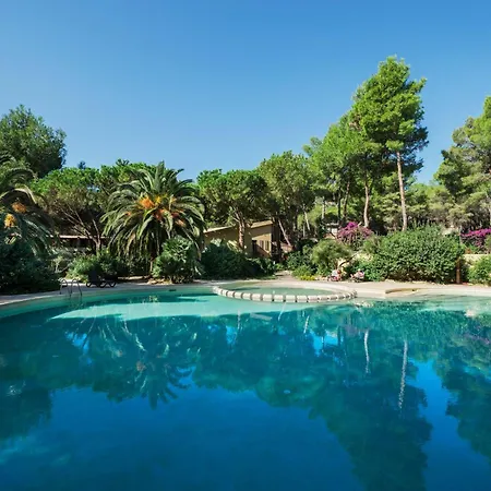 Lush Res Abbaechelu T6 2bedroom Sleeps 6